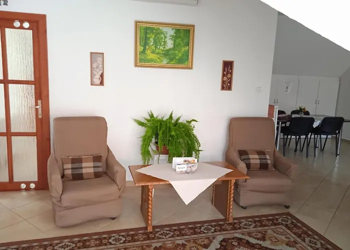 Agria Wellness Guesthouse